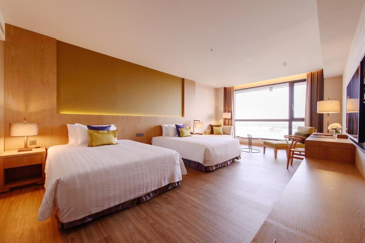 ג'ינהו Golden Lake Hotel מראה חיצוני תמונה