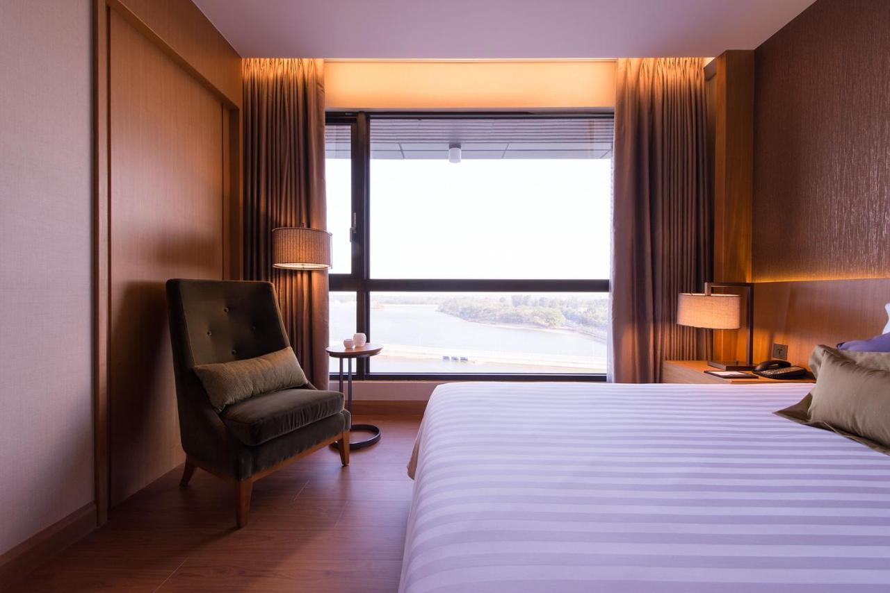 ג'ינהו Golden Lake Hotel מראה חיצוני תמונה
