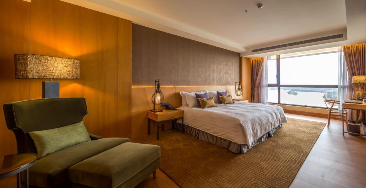 ג'ינהו Golden Lake Hotel מראה חיצוני תמונה